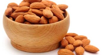 బాదంప‌ప్పును రోజుకు రెండు సార్లు తింటే డ‌యాబెటిస్, కొలెస్ట్రాల్‌కు చెక్ పెట్ట‌వ‌చ్చు..!