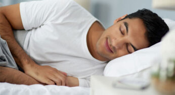 రోజూ క‌నీసం 6 గంట‌లైనా నిద్రించాలి.. లేక‌పోతే ఎలాంటి దుష్ప‌రిణామాలు క‌లుగుతాయో తెలుసా ?