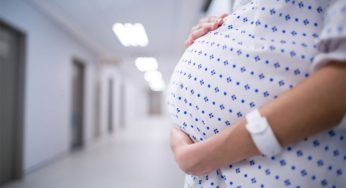 Pregnancy Tips : గర్భంతో ఉన్న మహిళలు సౌందర్య ఉత్పత్తులను వాడుతున్నారా.. జర జాగ్రత్త అంటున్న నిపుణులు..!