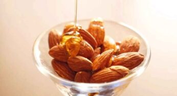 Almonds With Honey : బాదం ప‌ప్పుల‌ను తేనెలో నాన‌బెట్టి తింటే.. క‌లిగే అద్భుత‌మైన లాభాలివే..!