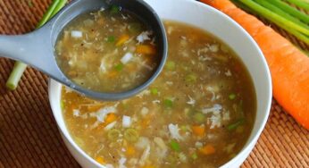 Chicken Soup : చ‌లికాలంలో వేడి వేడి చికెన్ సూప్‌ను తాగితే ఎంతో మేలు జ‌రుగుతుంది.. త‌యారీ ఇలా..