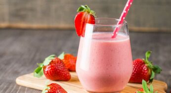 Strawberry Smoothie : మండుటెండ‌ల్లో చ‌ల్ల చ‌ల్ల‌గా స్ట్రాబెర్రీల‌తో ఇలా డ్రింక్ త‌యారు చేసి తాగండి..!