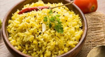 Moong Dal Khichdi : పెస‌ర‌ప‌ప్పుతో ఎంతో టేస్టీగా ఉండే కిచిడీ.. ఇలా చేసుకోవ‌చ్చు..!