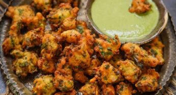 Moong Dal Pakoda : పెస‌ర‌ప‌ప్పుతో ఎంతో రుచిగా ఉండే ప‌కోడీల‌ను ఇలా చేయ‌వ‌చ్చు.. ఎలాగంటే..?