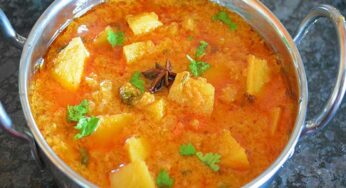 Aloo Kurma : ఆలు కుర్మాను ఒక్క‌సారి ఇలా చేయండి.. అన్నంలోకి రుచి భ‌లేగా ఉంటుంది..!