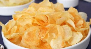 Home Made Aloo Chips : షాపుల్లో ల‌భించే ఆలు చిప్స్‌ను క్రిస్పీగా ఇంట్లోనే ఇలా చేసుకోవ‌చ్చు.. ఎలాగంటే..?