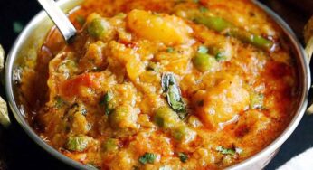 Aloo Kurma : పూరీ, చ‌పాతీ, రైస్‌, దోశ‌.. ఎందులోకి అయినా స‌రే ఆలు కుర్మా ఇలా చేస్తే ప‌ర్‌ఫెక్ట్‌గా ఉంటుంది..!