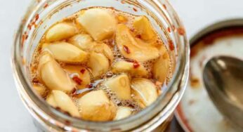 Garlic With Honey : రోజూ ఉదయాన్నే రెండు రెబ్బలు తీసుకోండి చాలు.. ఈ సమస్యలేమీ వుండవు…!