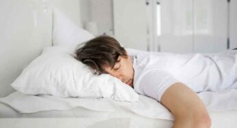 Sleeping : రోజూ 8 గంటల కన్నా ఎక్కువగా నిద్రిస్తున్నారా.. అయితే జాగ్రత్త..!