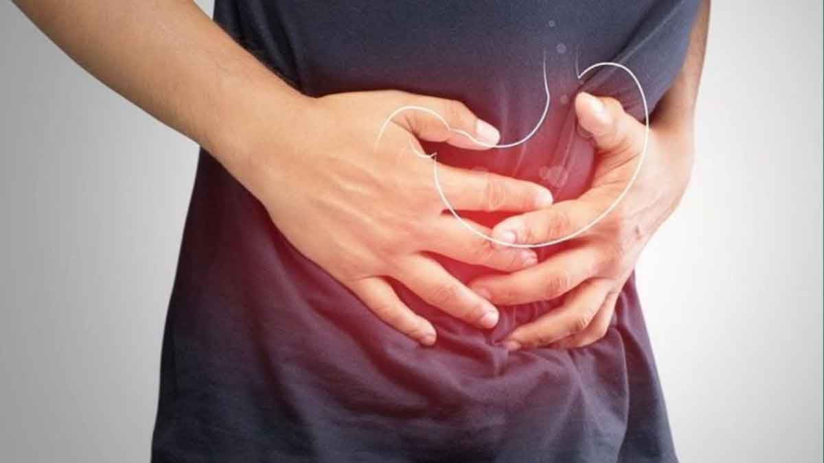 follow these natural home remedies for acidity 