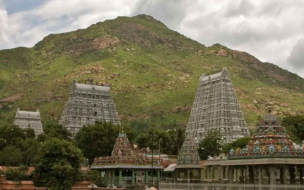 arunachalam giri pradakshina should be done on sunday 