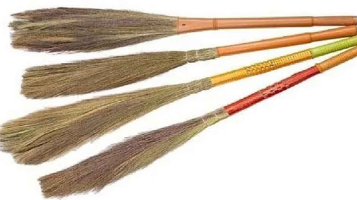 can we put broom in kitchen 