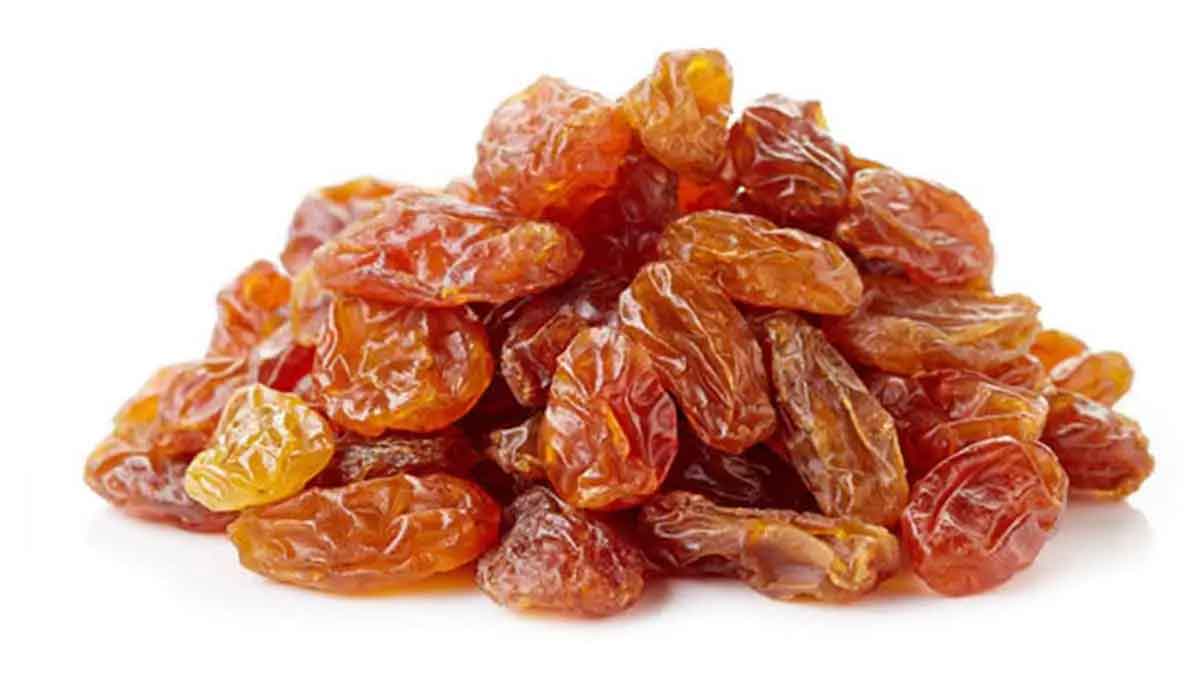 how many dry grapes we have to eat per day 