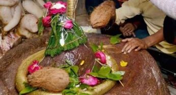 ఎండిపోయిన పువ్వులను దేవుడి దగ్గర ఉంచుతున్నారా ?