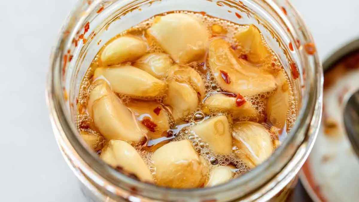 honey soaked garlic many wonderful health benefits 