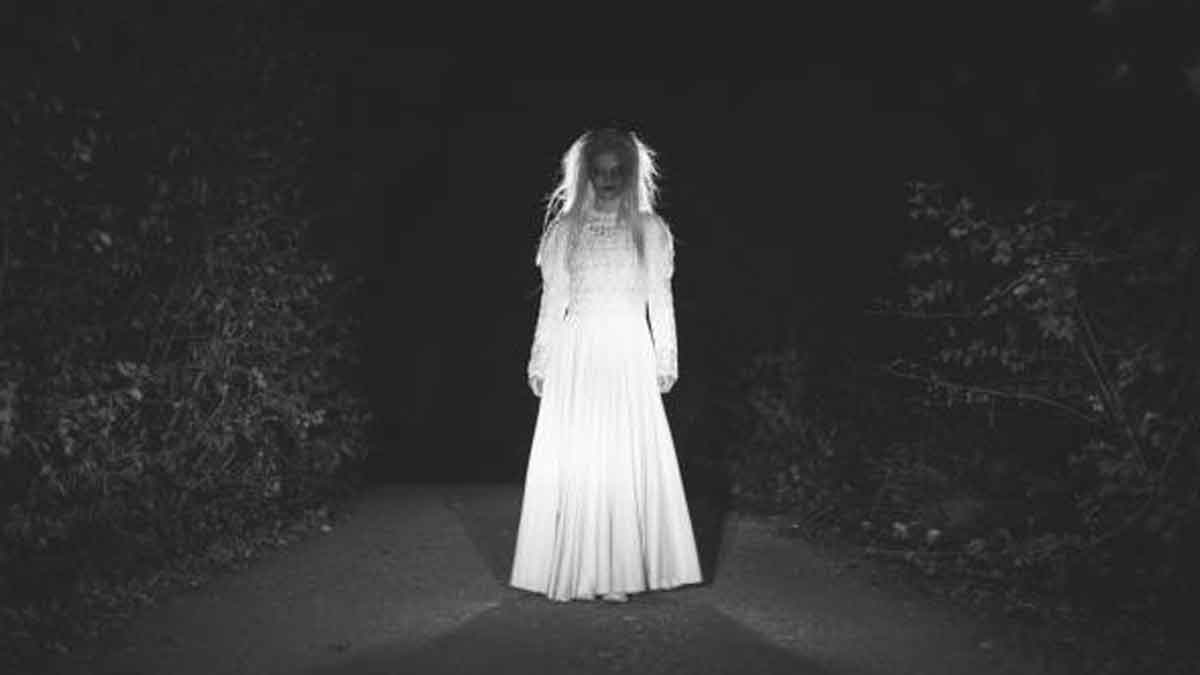 these 13 signs indicate that you have ghost presence 