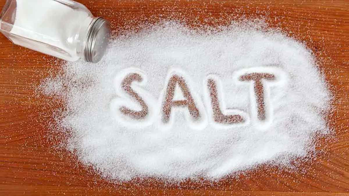 how much salt we can eat per day 