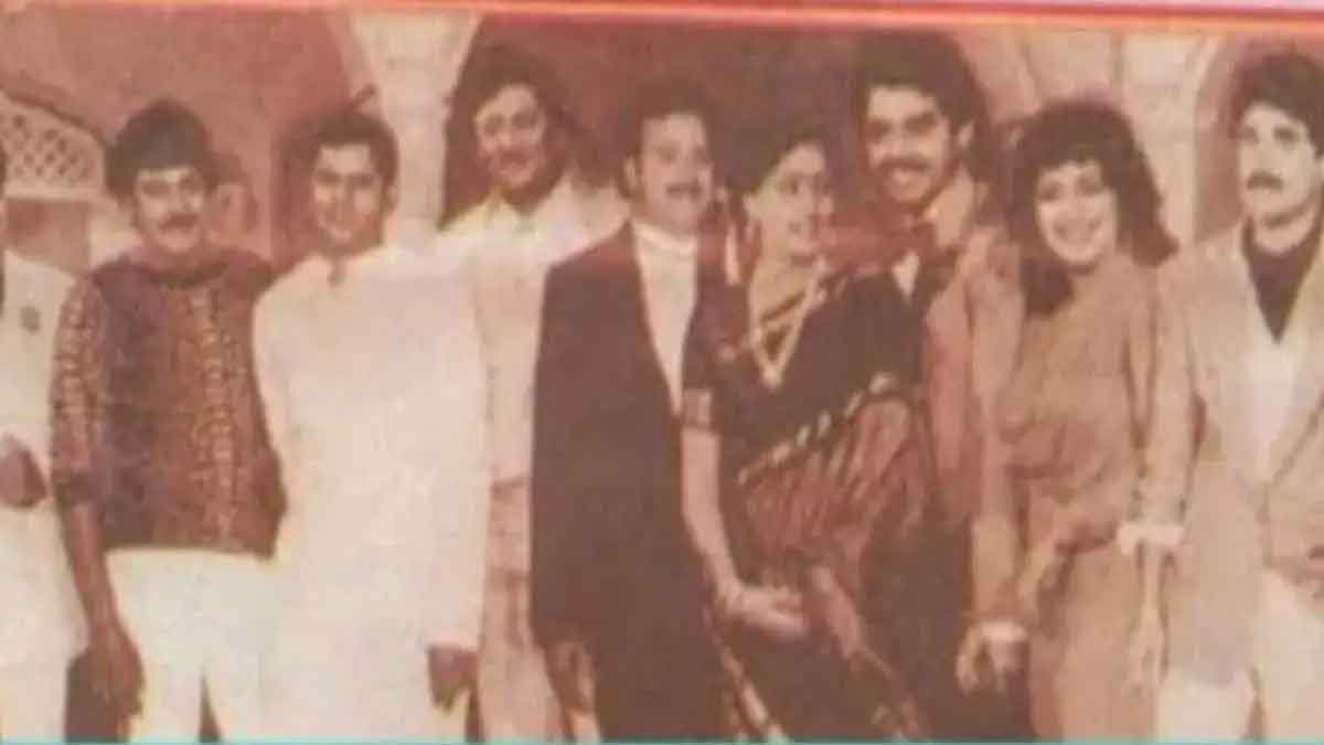 do you know about trimurthulu movie song 