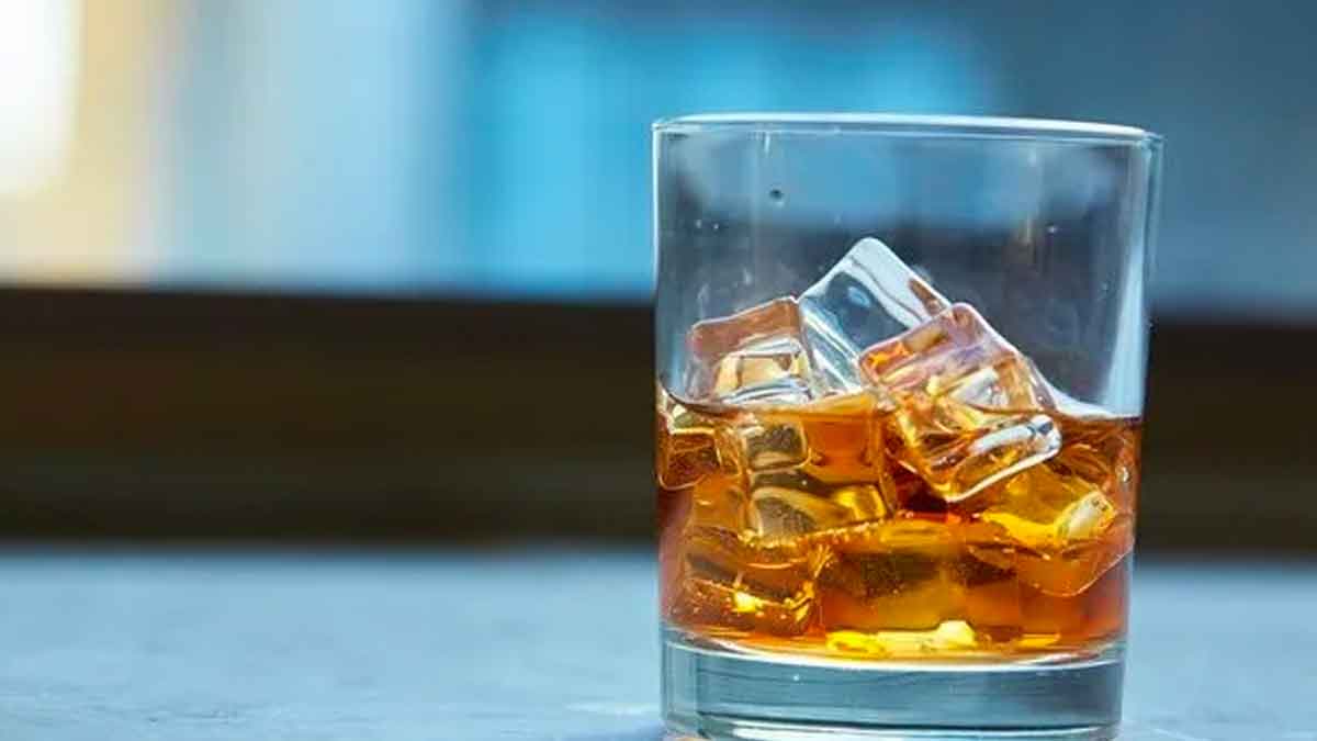 taking alcohol with these foods is dangerous to health 
