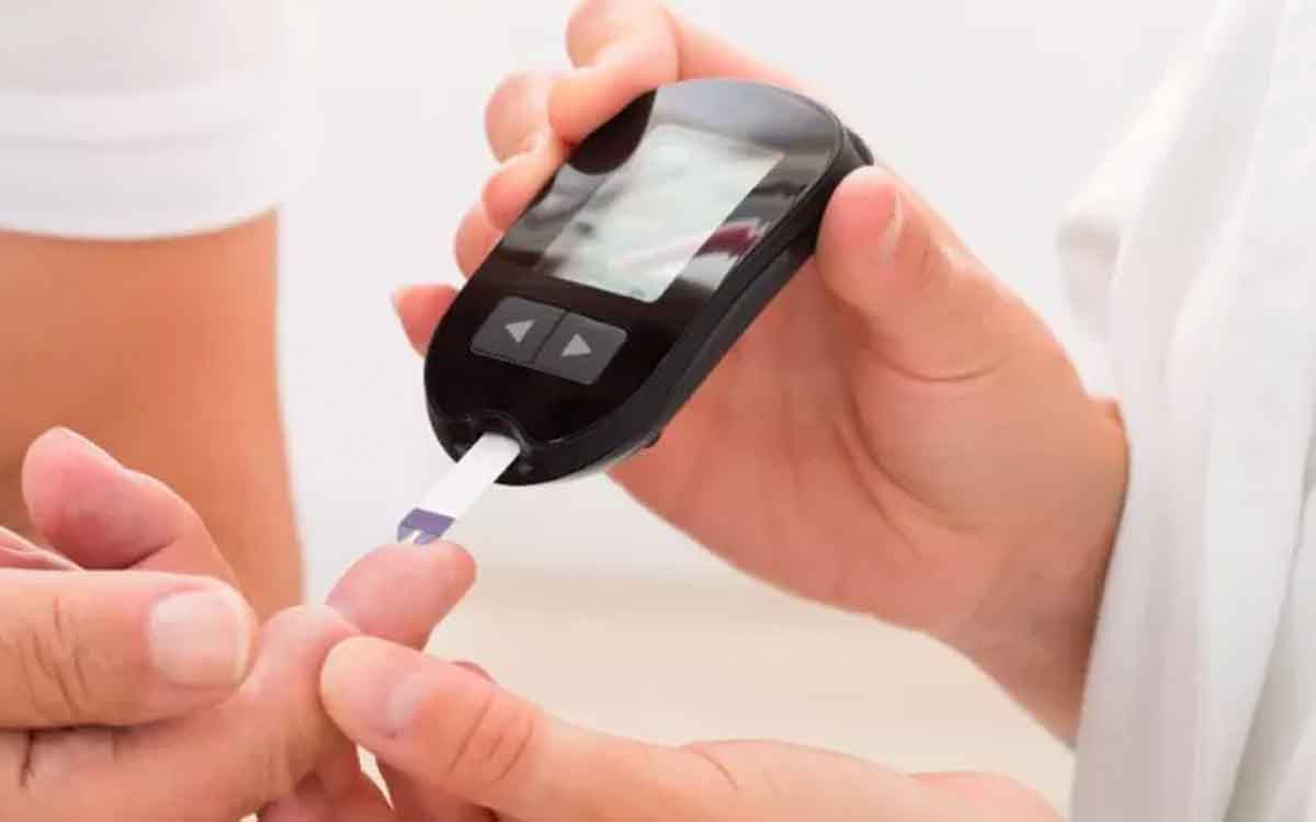 diabetic people must follow these health tips 
