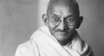 కోటు, ప్యాంటు ధ‌రించే గాంధీ ధోవ‌తి లోకి ఎందుకు ఛేంజ్ అయ్యారు? దానికి గ‌ల కార‌ణాలేంటి?