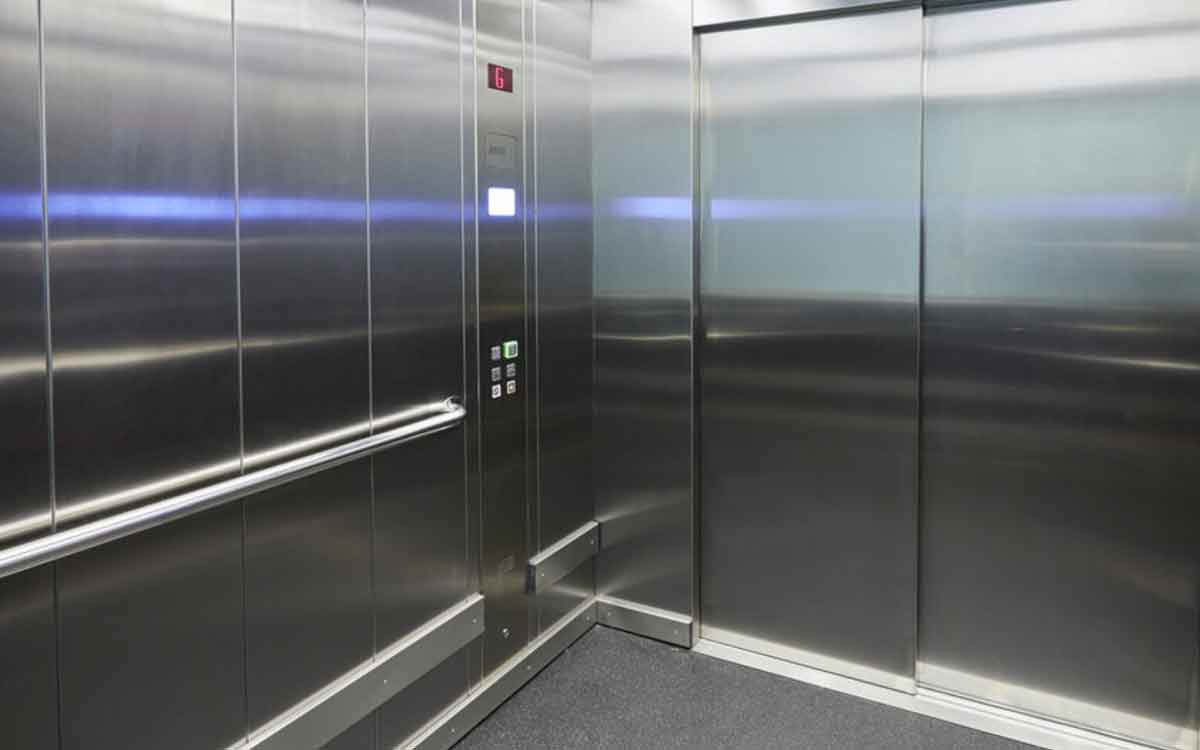 why put mirrors in lift 