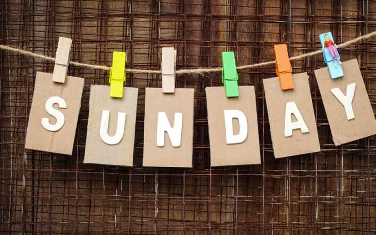 why sunday is holiday 