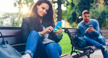 ఆ విష‌యం చెప్పాలంటే పురుషులు వ‌ణికిపోతార‌ట‌..!