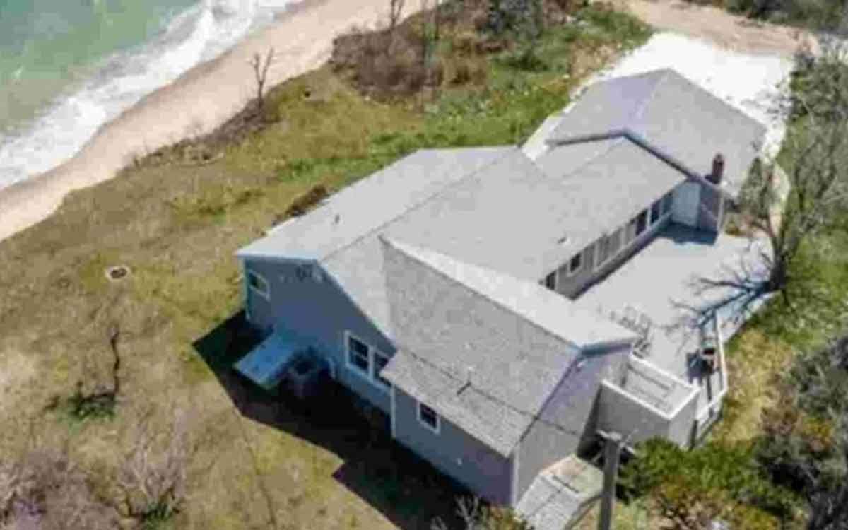 man bough this house for huge money 
