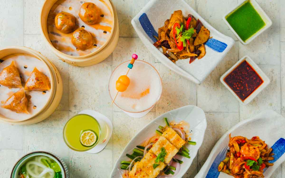 we should eat meals in small plate know why 