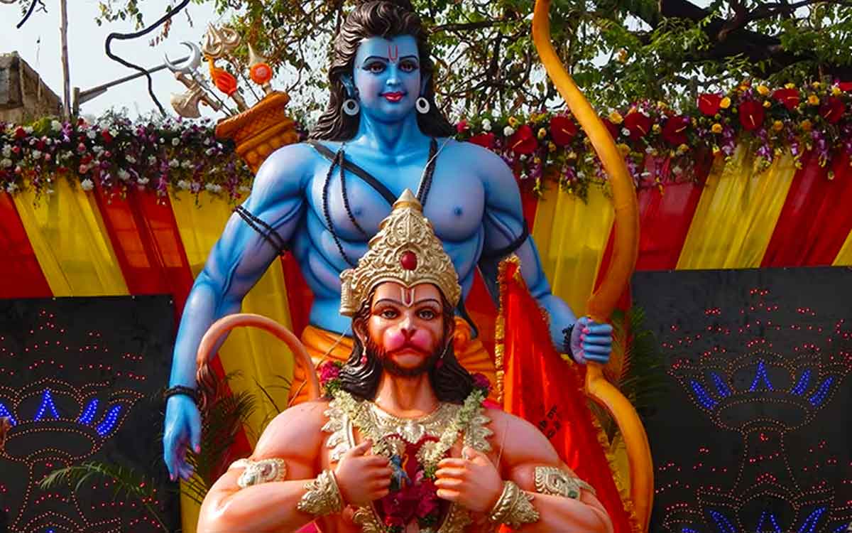 do pooja to lord hanuman like this to remove all problems 