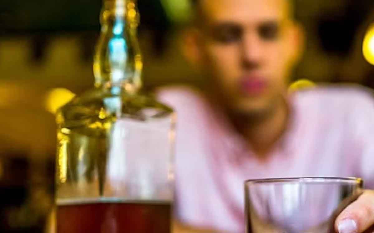 follow these tips to stop drinking alcohol 