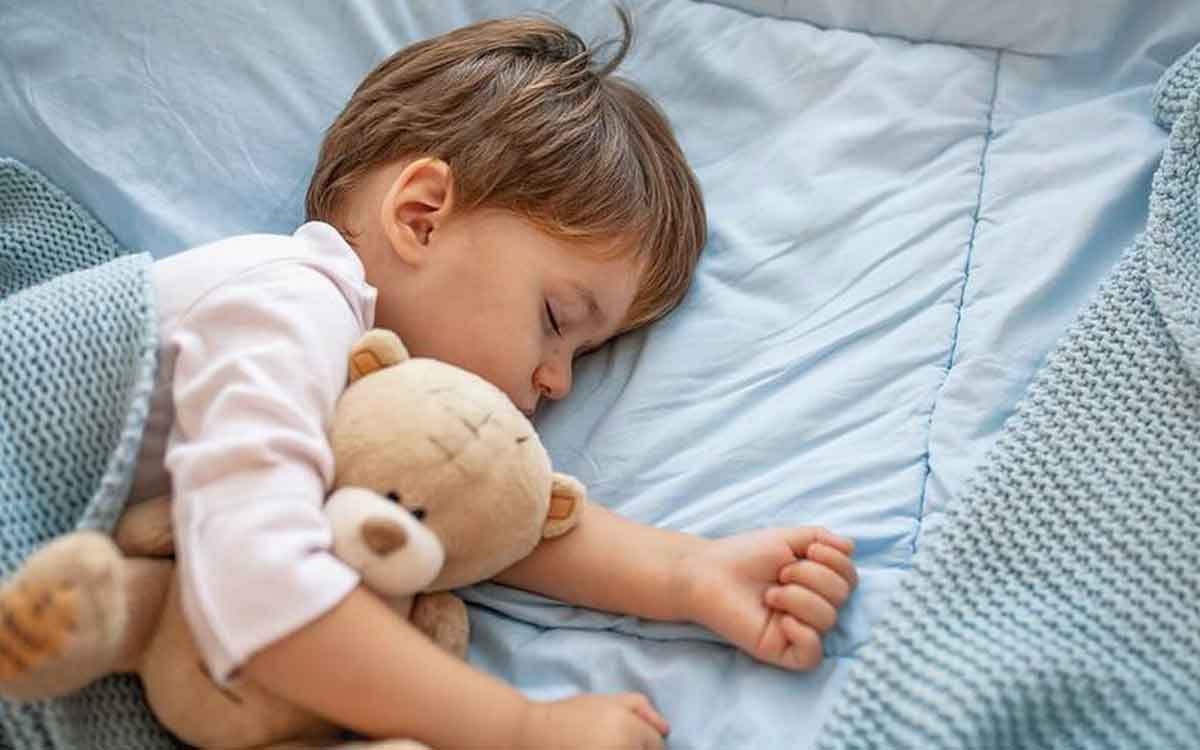 if your kids in sleep are talking do like this 