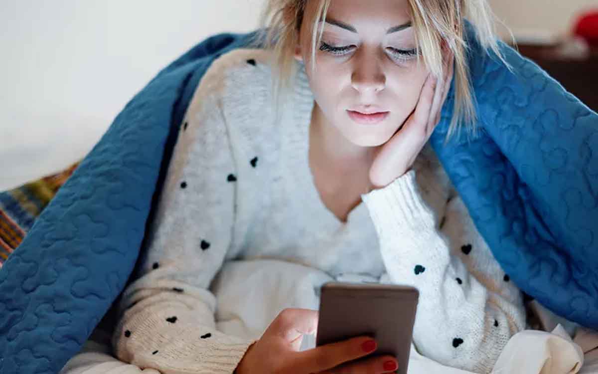 if you are using phone excessively then know this 