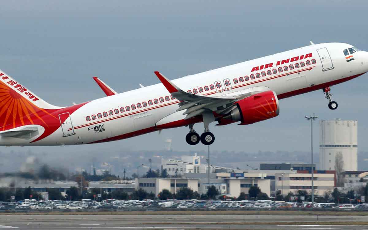 do you know why flights have white color 