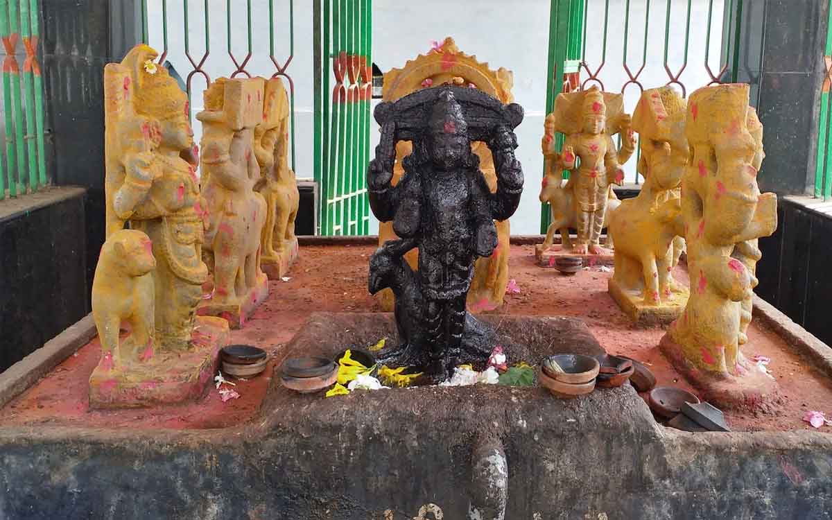 why we see nava graha in only shiva temples 